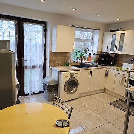 Monyhull Homestay - Near City Centre Kingsheath Nia Nec Bhx バーミンガム エクステリア 写真