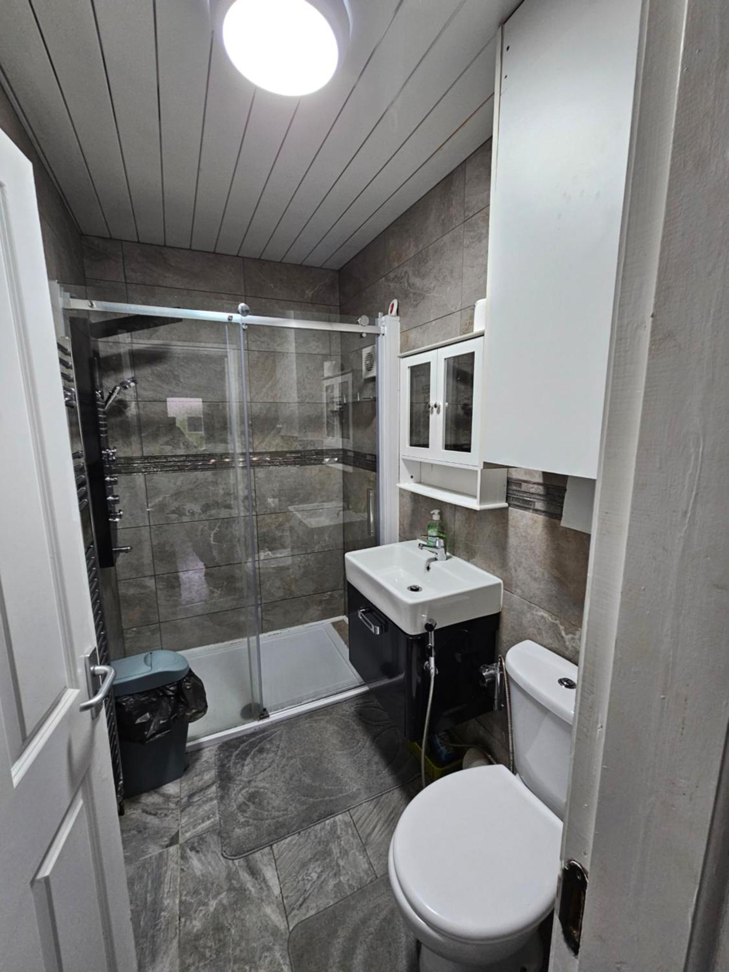 Monyhull Homestay - Near City Centre Kingsheath Nia Nec Bhx バーミンガム エクステリア 写真
