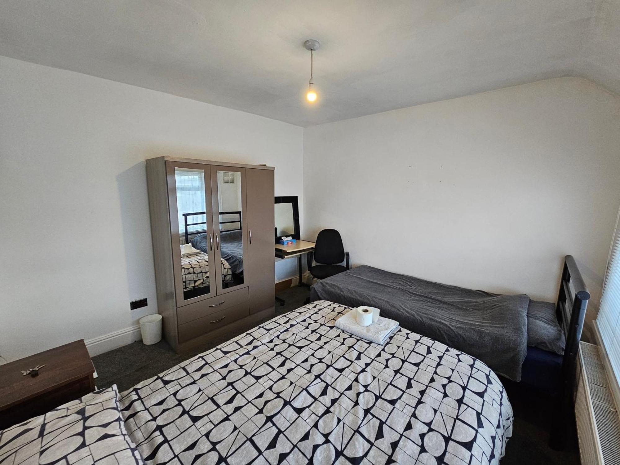 Monyhull Homestay - Near City Centre Kingsheath Nia Nec Bhx バーミンガム エクステリア 写真