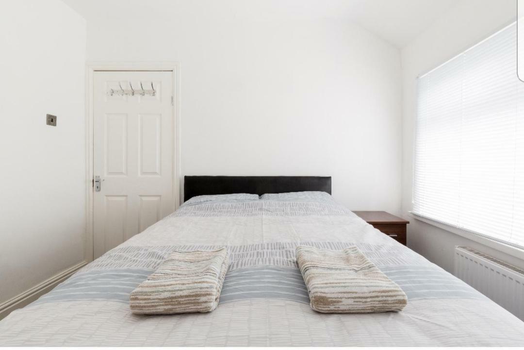 Monyhull Homestay - Near City Centre Kingsheath Nia Nec Bhx バーミンガム エクステリア 写真